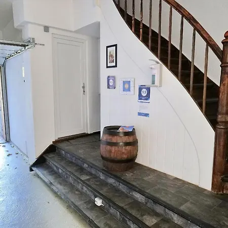 Apartment Altstadt-fairmietung Erdgeschoss - Abc544